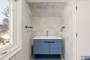 403 Lawn Ridge Rd, Orange, NJ 07050 - Photo 37