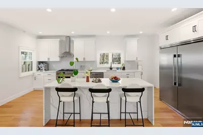 403 Lawnridge Road, Orange, NJ 07050 - Photo 9