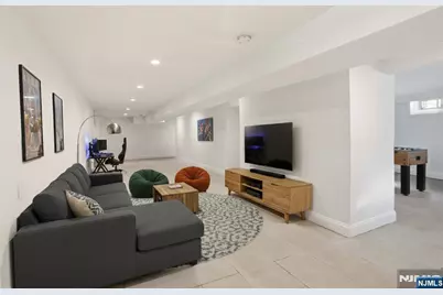 403 Lawnridge Road, Orange, NJ 07050 - Photo 19