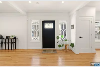 403 Lawnridge Road, Orange, NJ 07050 - Photo 7