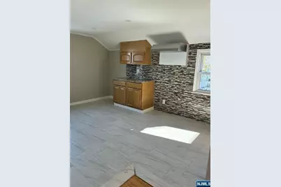 2 James Court 2 #2, Lodi, NJ 07644 - Photo 3