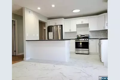 232 Brinckerhoff Avenue 1st Fl #1st fl, Palisades Park, NJ 07650 - Photo 3