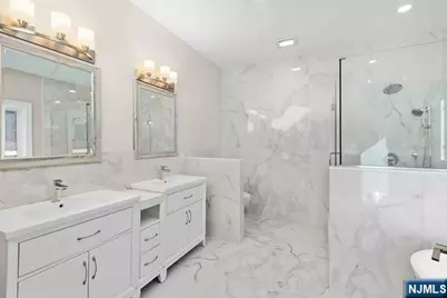 780 Edgewood Lane B #B, Cliffside Park, NJ 07010 - Photo 5