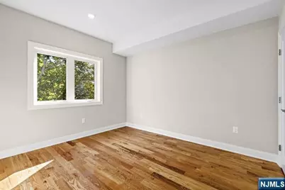 780 Edgewood Lane B #B, Cliffside Park, NJ 07010 - Photo 15