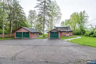 121 Bearfort Rd, West Milford, NJ 07480 - Photo 3