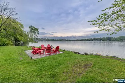 121 Bearfort Road, West Milford, NJ 07480 - Photo 17