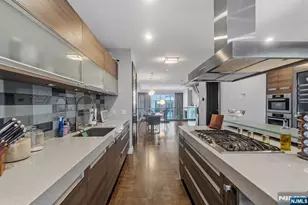 760 Undercliff B, Edgewater, NJ 07020 - Photo 3