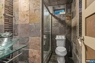 760 Undercliff, Edgewater, NJ 07020 - Photo 39