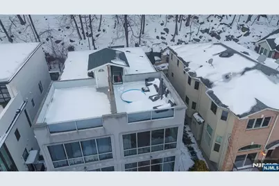 760 Undercliff, Edgewater, NJ 07020 - Photo 35