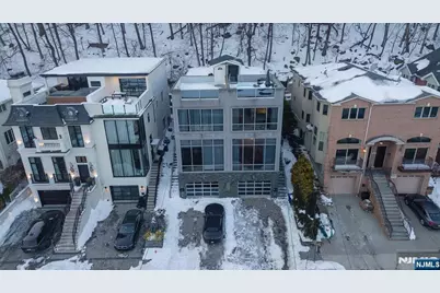 760 Undercliff, Edgewater, NJ 07020 - Photo 33