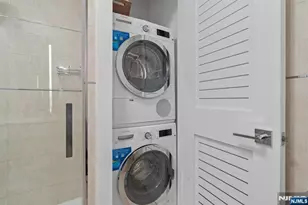 10 Bright Street 1, Jersey City, NJ 07302 - Photo 21