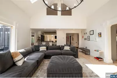 250 Truman Drive, Cresskill, NJ 07626 - Photo 7