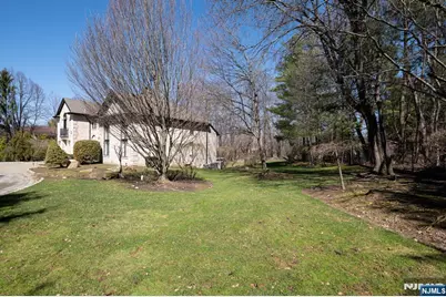 250 Truman Drive, Cresskill, NJ 07626 - Photo 23