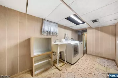 26 Edward Court, Clifton, NJ 07011 - Photo 23