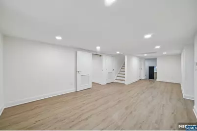 6 Colony, North Caldwell, NJ 07006 - Photo 33