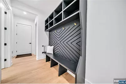 17 Belvedere Drive, Livingston, NJ 07039 - Photo 7