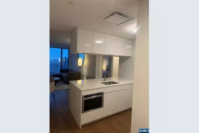 99 Hudson 5407 #5407, Jersey City, NJ 07302 - Photo 3