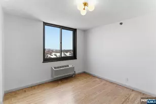 326 Prospect Ave 6E, Hackensack, NJ 07601 - Photo 11