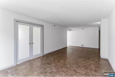 326 Prospect Avenue 6E #6E, Hackensack, NJ 07601 - Photo 9