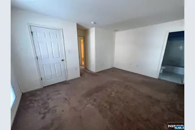 1142 Stafford Street, Mahwah, NJ 07430 - Photo 11