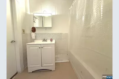 283 Mortimer Avenue 2nd Fl #2nd fl, Rutherford, NJ 07070 - Photo 19