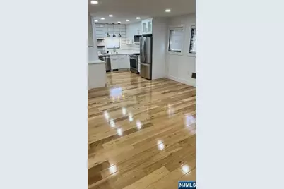 17 Zabriskie Street 1705 #1705, Hackensack, NJ 07601 - Photo 5