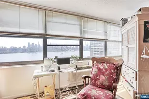 7004 Jfk Blvd E Blvd 20E, Guttenberg, NJ 07093 - Photo 11