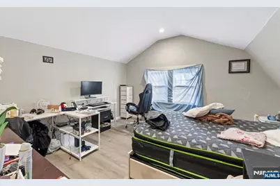 221 Westfield Avenue, Roselle Park, NJ 07204 - Photo 29