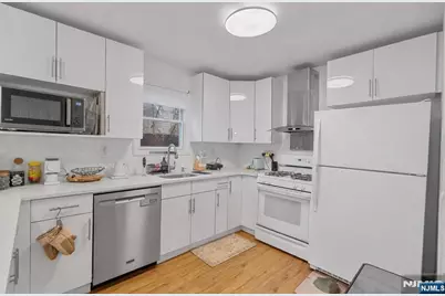 515 44th Street Rear House #Rear House, Union City, NJ 07087 - Photo 5