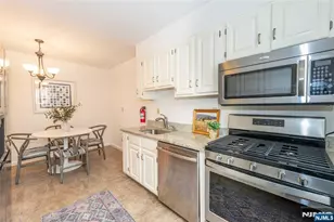 101 Gates Ave 2A, Montclair, NJ 07042 - Photo 11