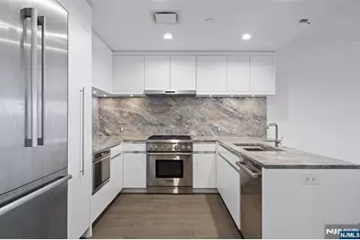 320 Adolphus Avenue 812 #812, Cliffside Park, NJ 07010 - Photo 5