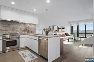 320 Adolphus Ave 812, Cliffside Park, NJ 07010 - Photo 3