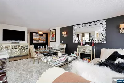 160 Overlook Avenue 4C #4C, Hackensack, NJ 07601 - Photo 15