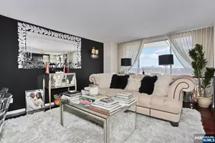 160 Overlook Ave 4C, Hackensack, NJ 07601 - Photo 17