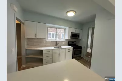 8 Laird Place 1 #1, Cliffside Park, NJ 07010 - Photo 7