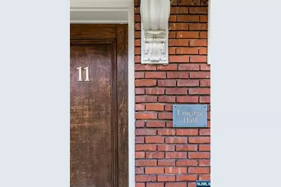 11 Upper Mountain Avenue, Montclair, NJ 07042 - Photo 23