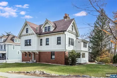 11 Upper Mountain Avenue, Montclair, NJ 07042 - Photo 1