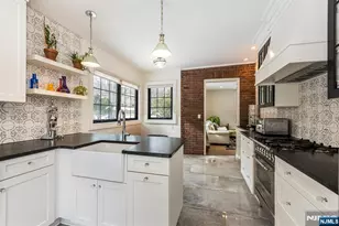 11 Upper Mountain Ave, Montclair, NJ 07042 - Photo 9