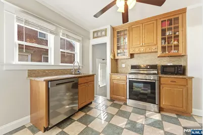 142 Liberty Street, Woodbridge Township, NJ 08863 - Photo 21