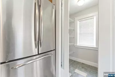 142 Liberty Street, Woodbridge Township, NJ 08863 - Photo 19