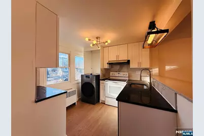 86 Main Street 2 Nd Floor #2 nd floor, Bergenfield, NJ 07621 - Photo 7