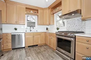 61 Fairview Ave, Glen Rock, NJ 07452 - Photo 9