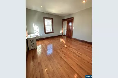 187 Holt Street, Hackensack, NJ 07601 - Photo 3