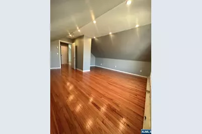 187 Holt Street, Hackensack, NJ 07601 - Photo 9