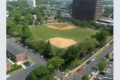 2000 Linwood Avenue 10J #10J, Fort Lee, NJ 07024 - Photo 25