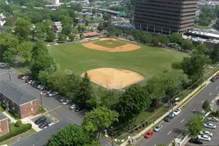 2000 Linwood Ave 10J, Fort Lee, NJ 07024 - Photo 25