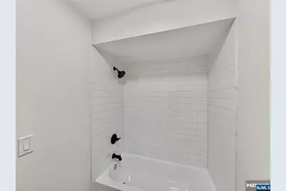 156 Ridgewood Avenue, Newark, NJ 07108 - Photo 25