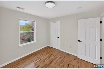 156 Ridgewood Avenue, Newark, NJ 07108 - Photo 27