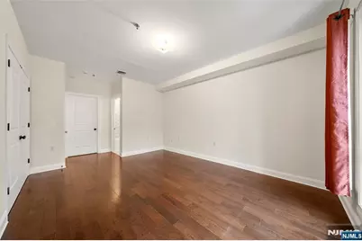 255 Laird 1 #1, Cliffside Park, NJ 07010 - Photo 9