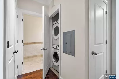255 Laird 1 #1, Cliffside Park, NJ 07010 - Photo 17